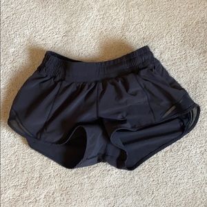 Hotty Hot Short 2.5"